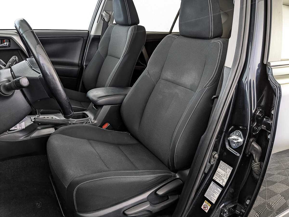 Toyota RAV4, 2017 Фото №19