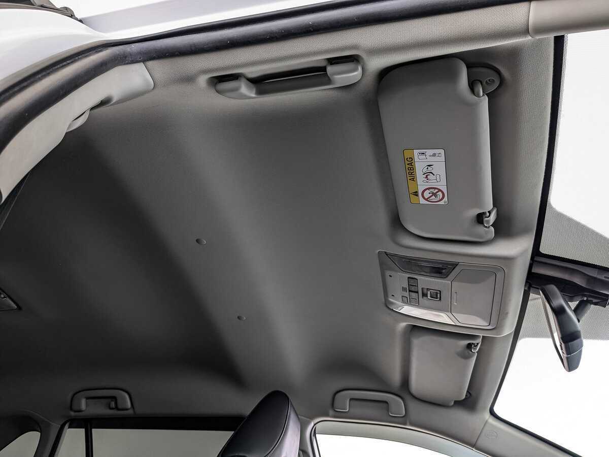 Toyota RAV4, 2019 Фото №23