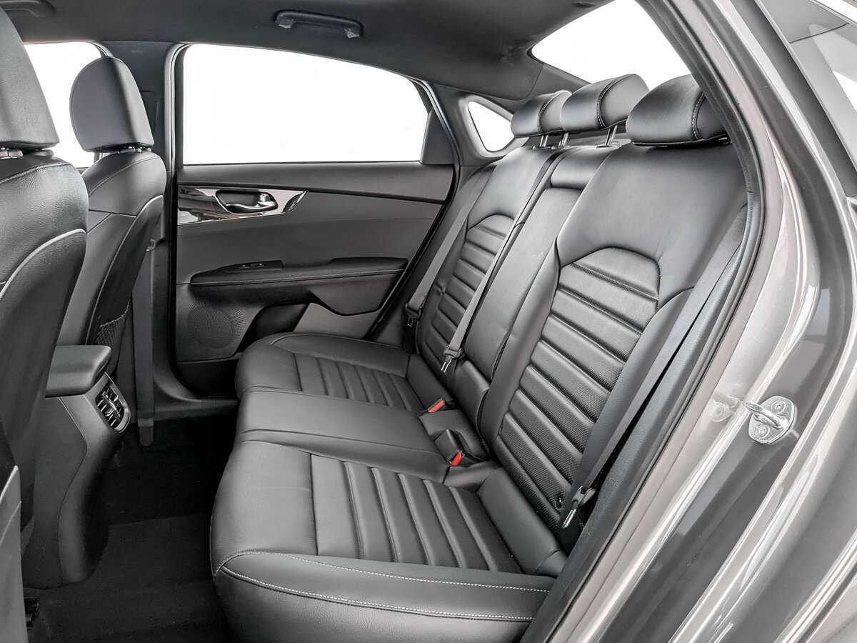 Kia Cerato, 2022 Фото №12