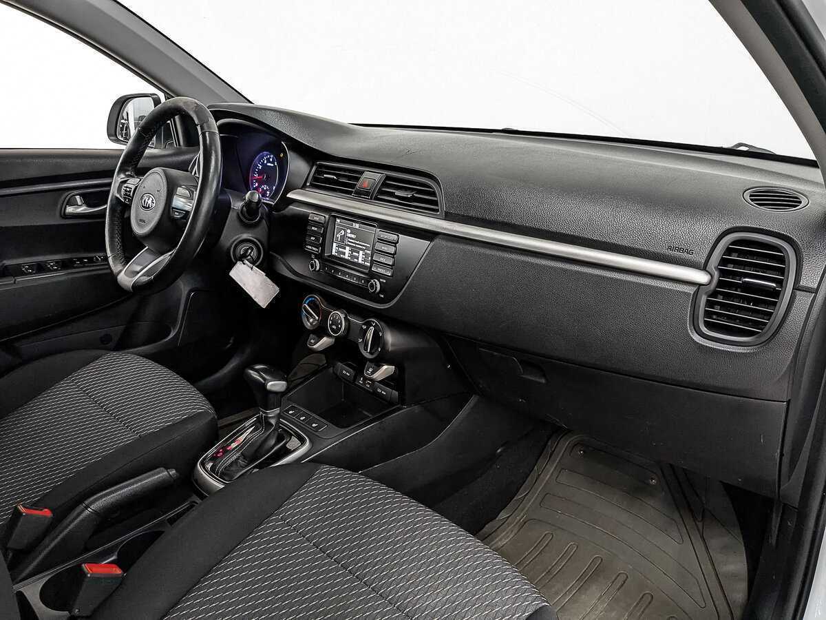 Kia Rio X-Line, 2020 Фото №12