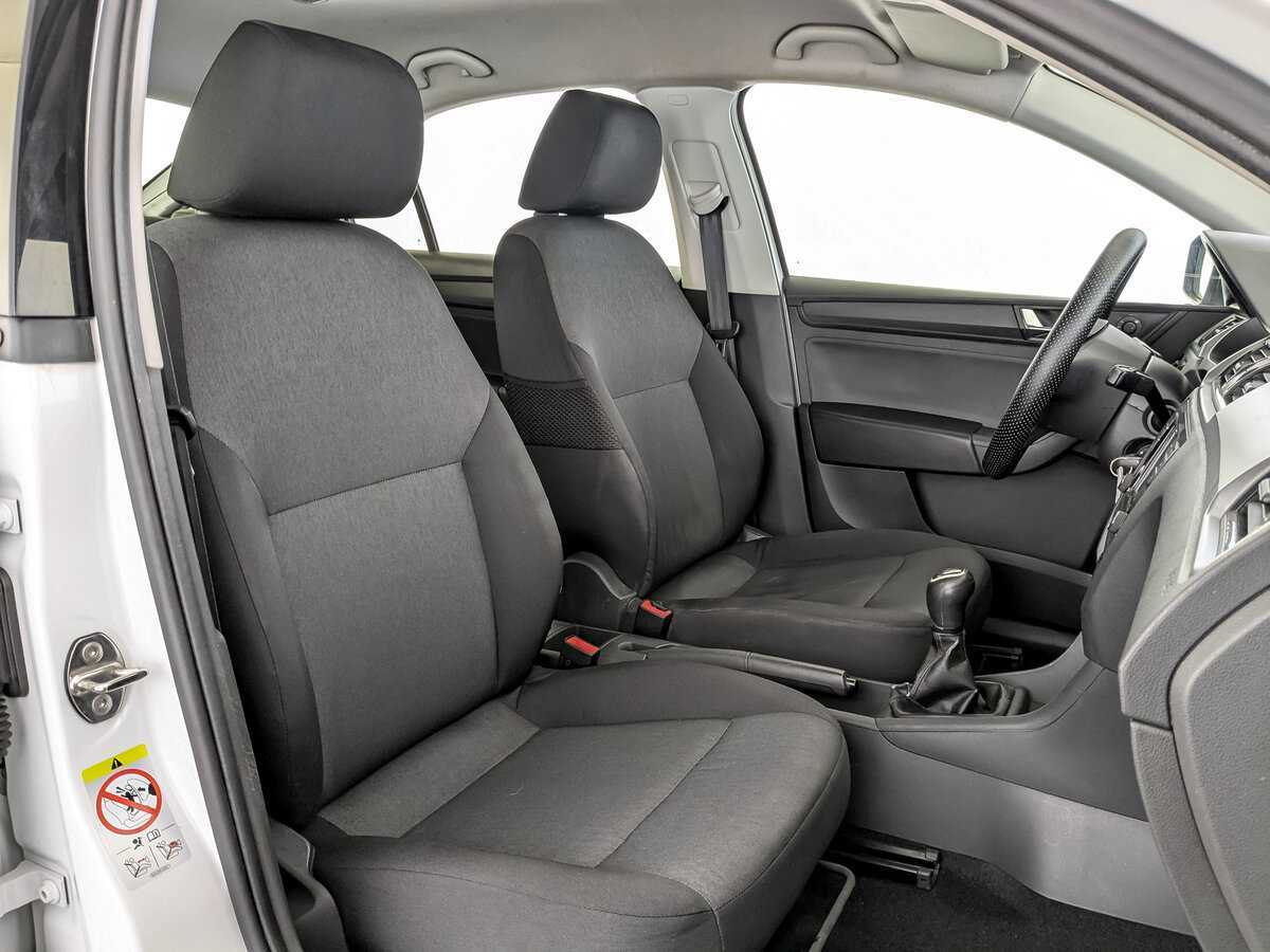 Skoda Rapid, 2017 Фото №23