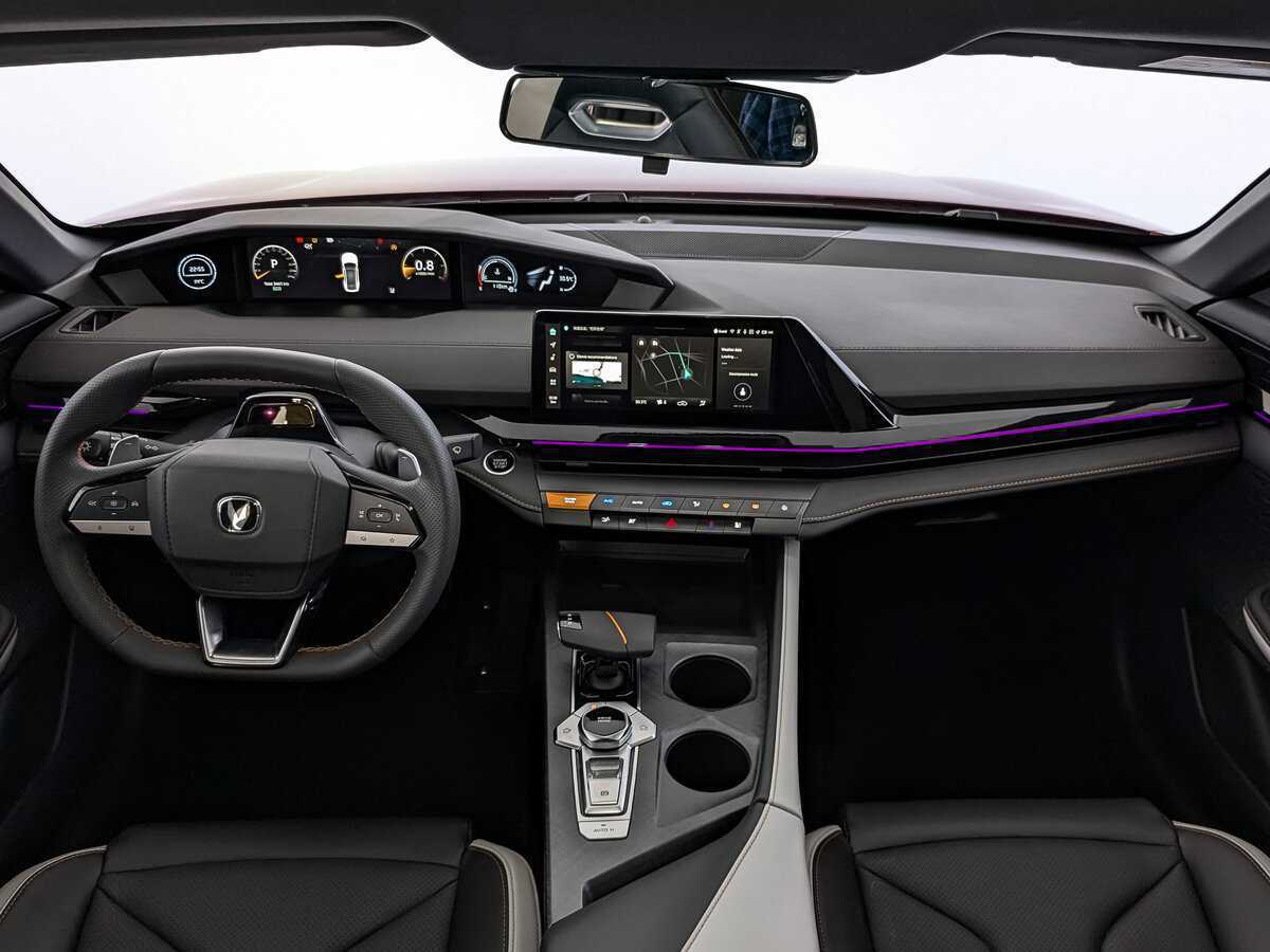 Changan UNI-V, 2024 Фото №14