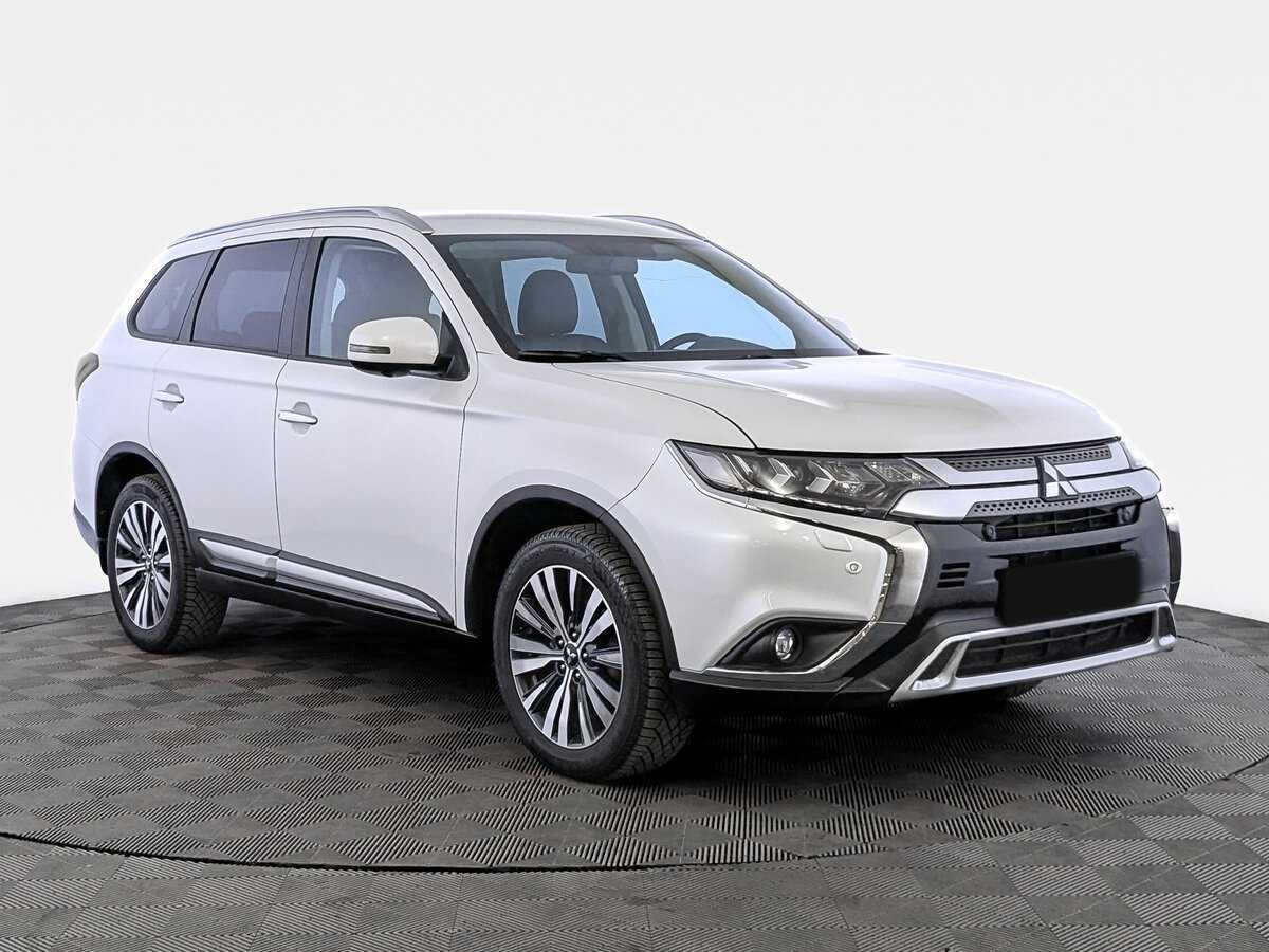 Mitsubishi Outlander, 2021 - 86 500 км. | Фото №3