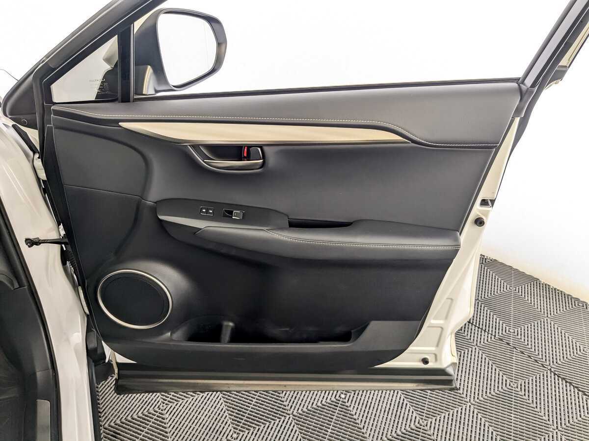 Lexus NX 200, 2018 Фото №24