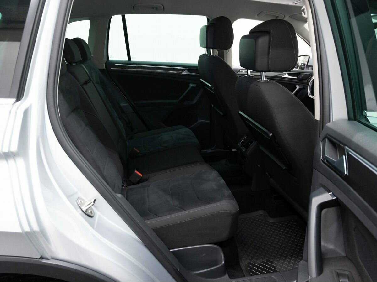 Volkswagen Tiguan, 2017 Фото №11