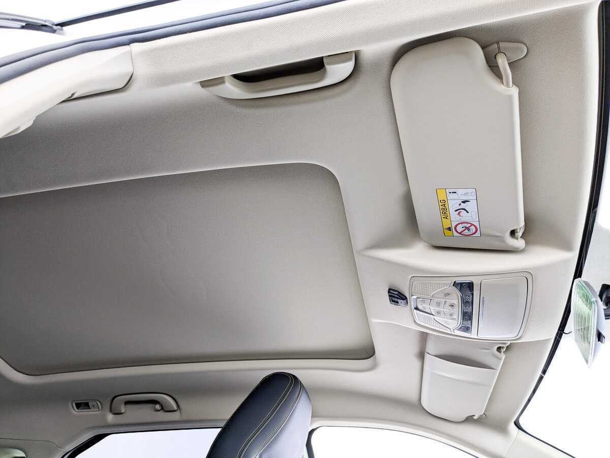 FAW Bestune T77, 2021 Фото №21