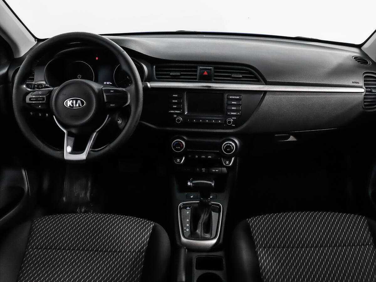 Kia Rio, 2018 Фото №12