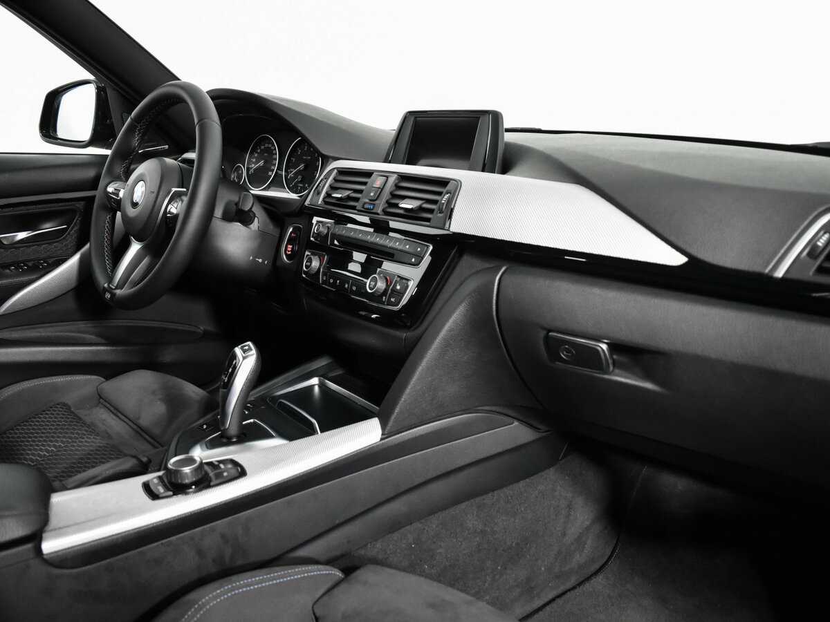 BMW 3 серии 320i xDrive, 2017 Фото №9