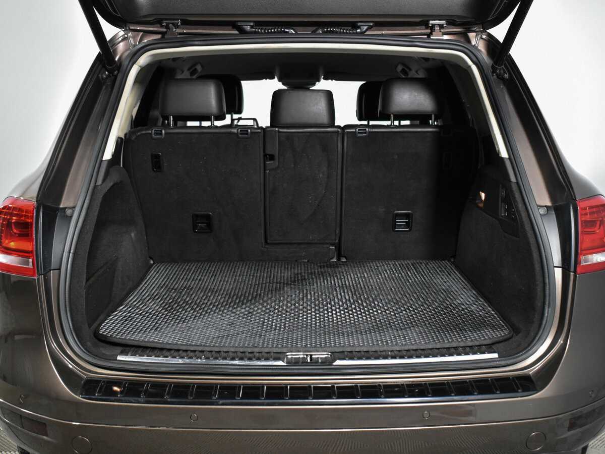 Volkswagen Touareg, 2013 Фото №18