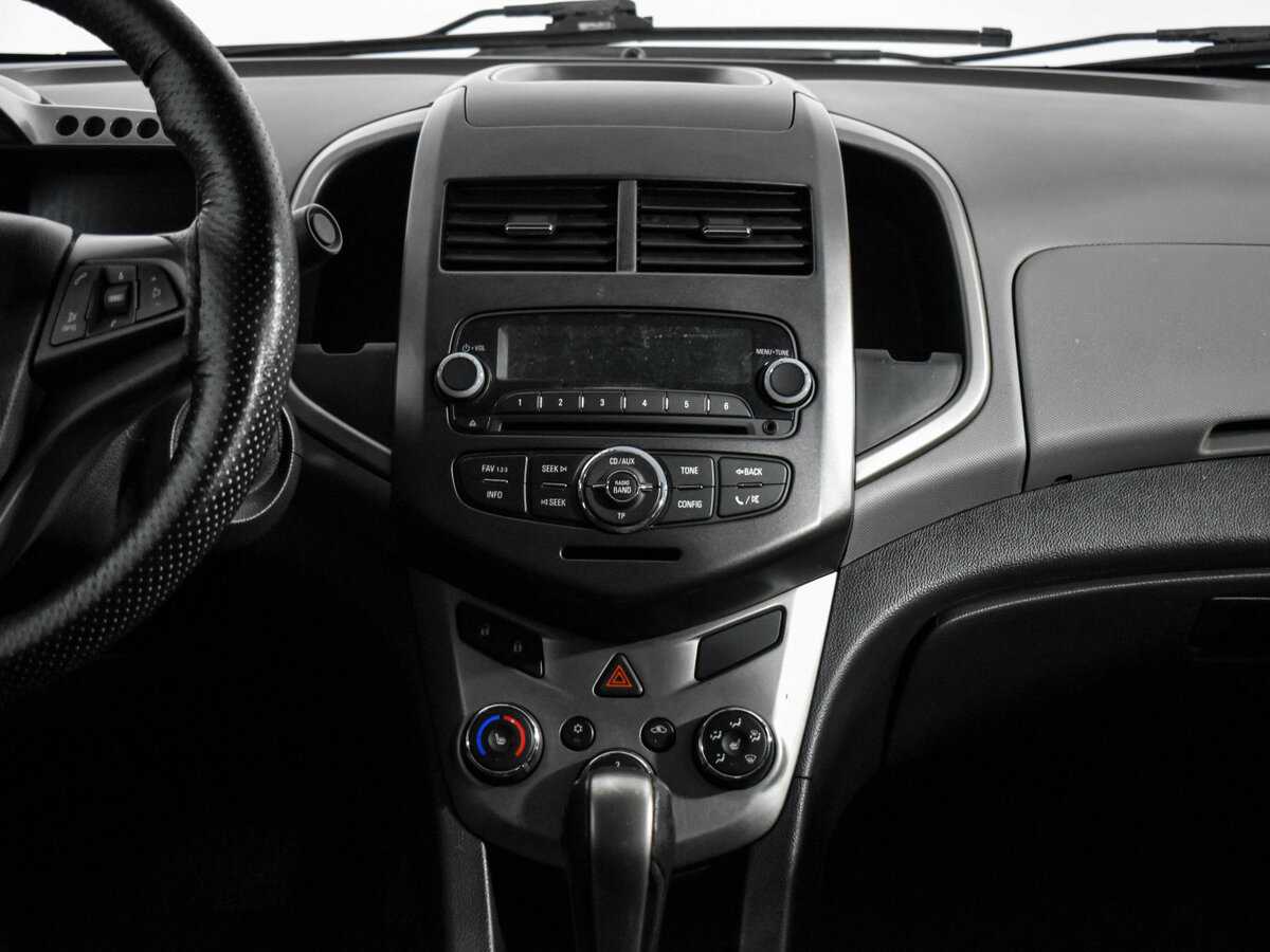 Chevrolet Aveo, 2014 Фото №15