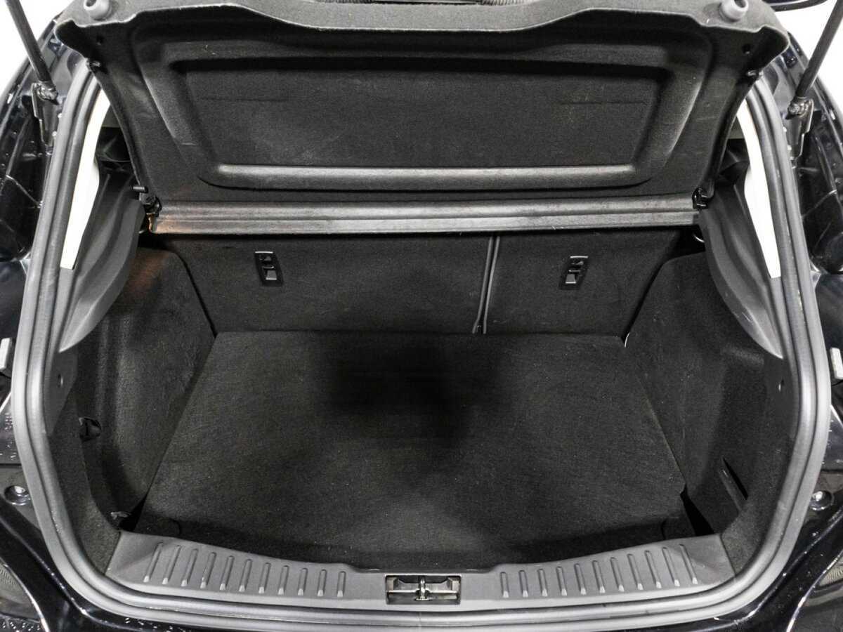 Ford Focus, 2018 Фото №15