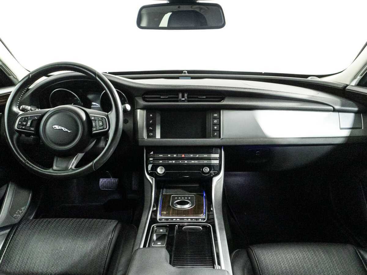 Jaguar XF, 2016 Фото №13
