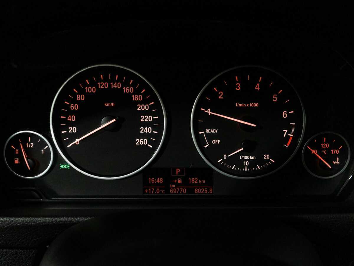 BMW 3 серии 320i xDrive, 2018 Фото №12