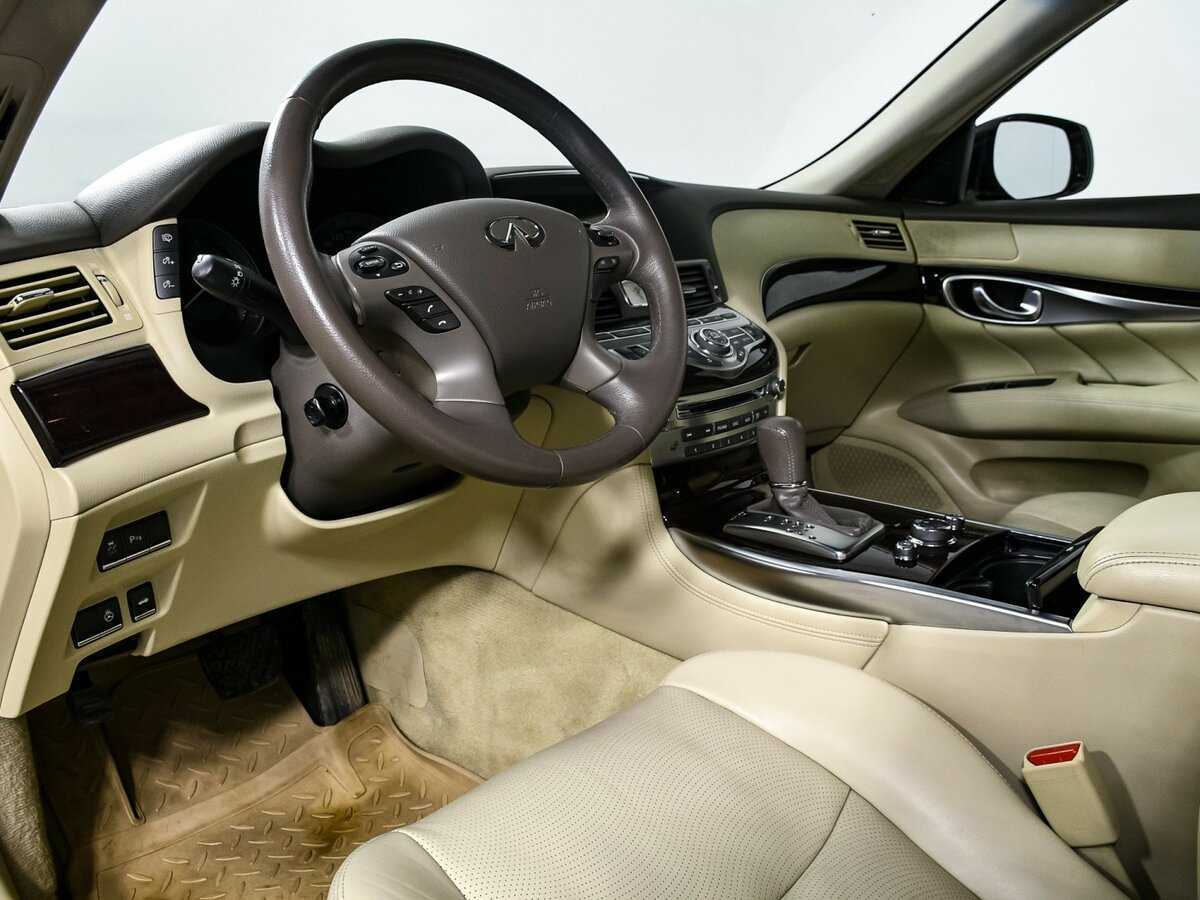 Infiniti Q70, 2016 Фото №11