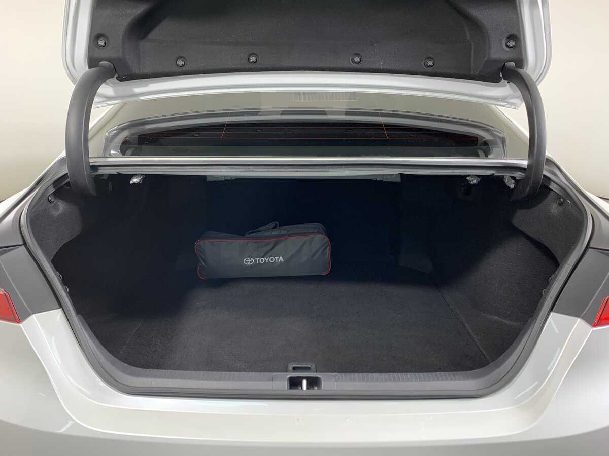 Toyota Camry, 2020 Фото №20