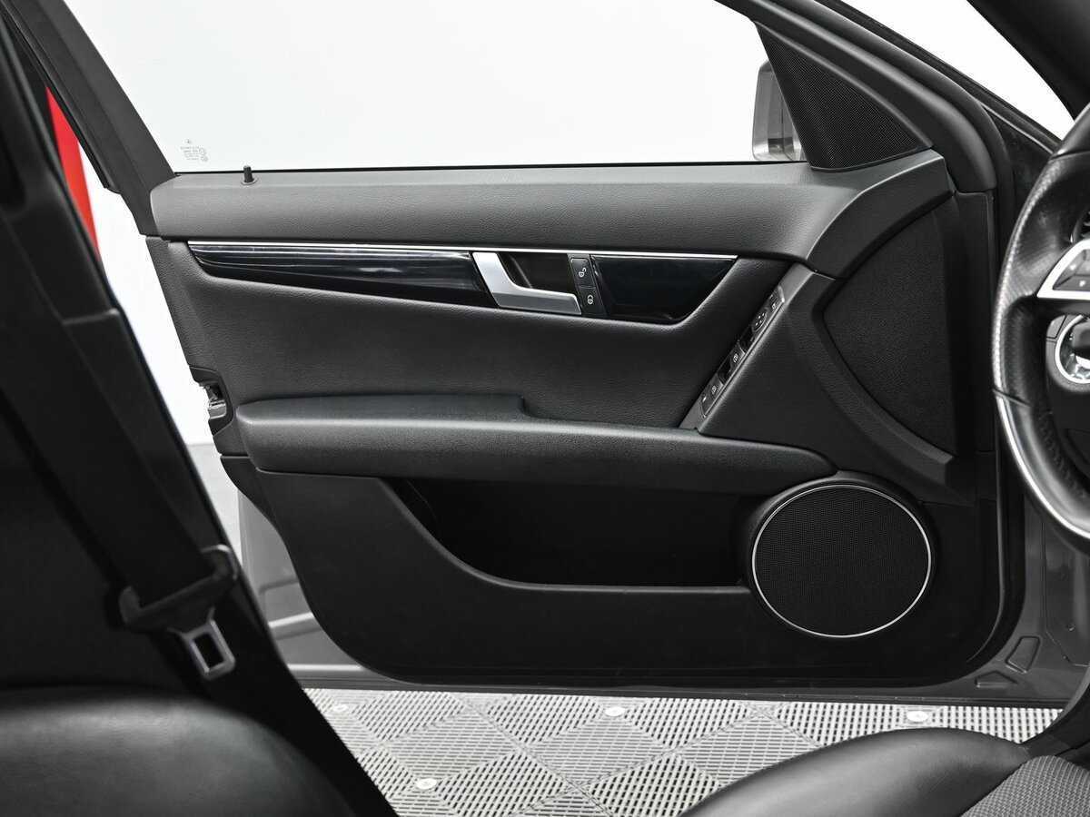 Mercedes-Benz C-Класс 180 BlueEFFICIENCY, 2012 - 186 000 км. | Фото №8