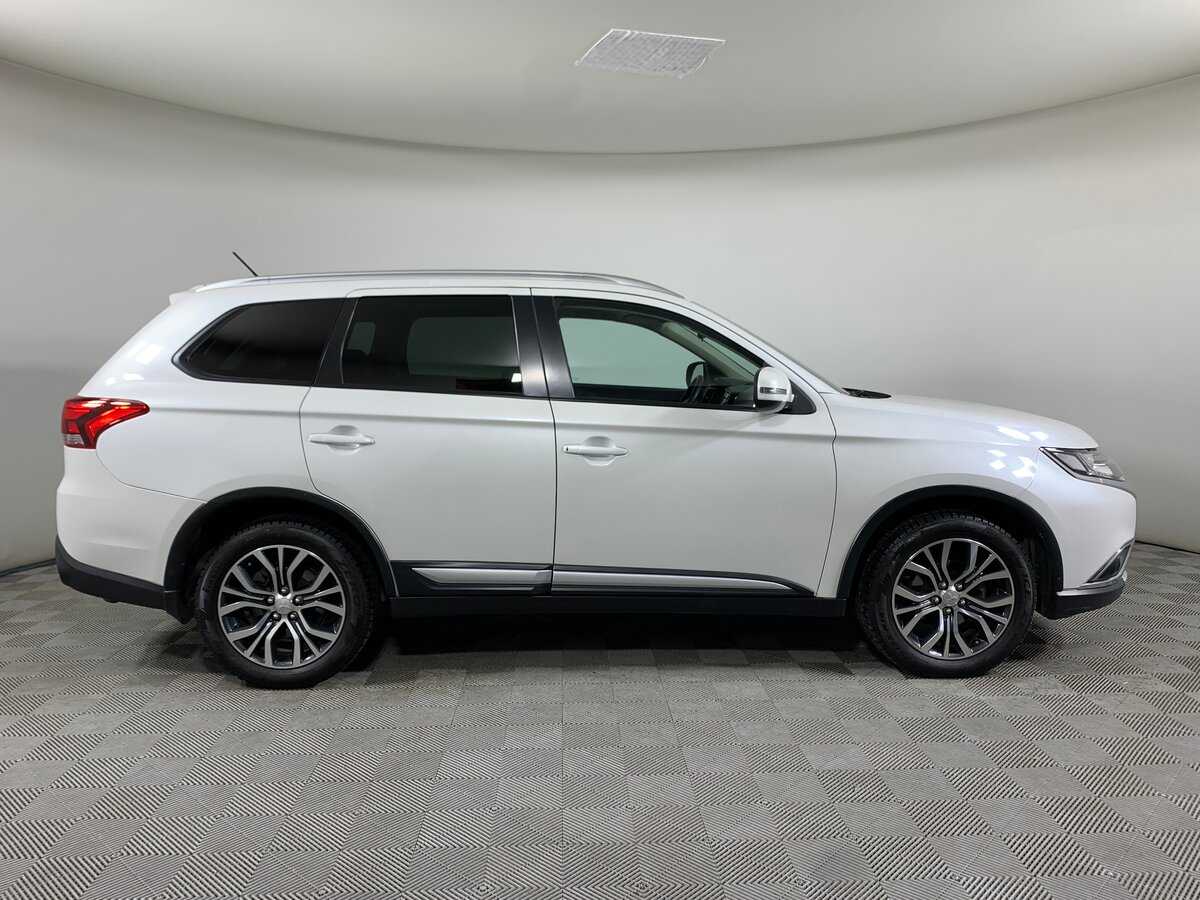 Mitsubishi Outlander, 2016 - 162 078 км. | Фото №4