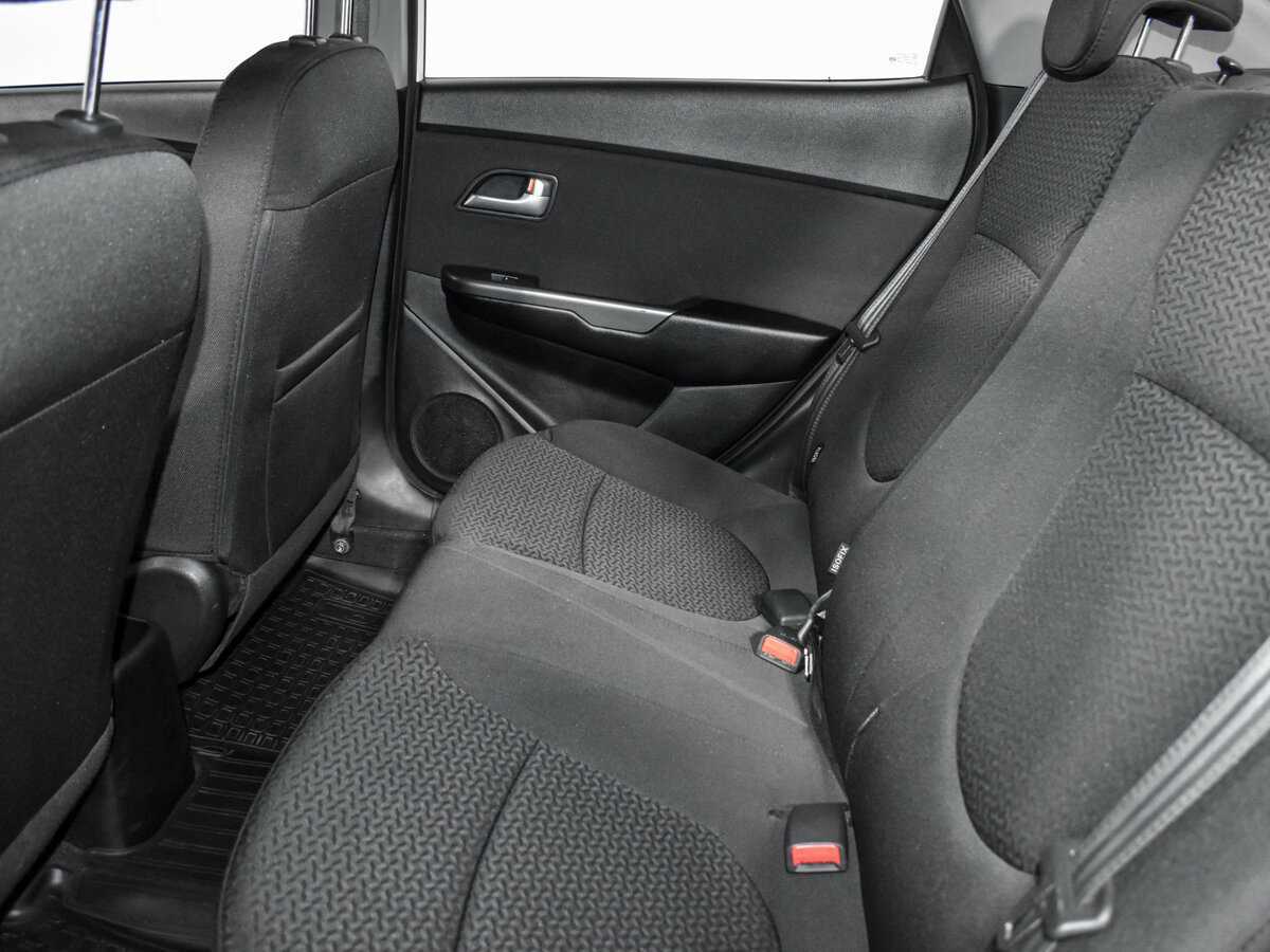 Kia Rio, 2016 Фото №16