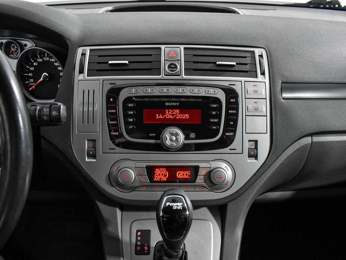 Ford Kuga, 2012 Фото №17