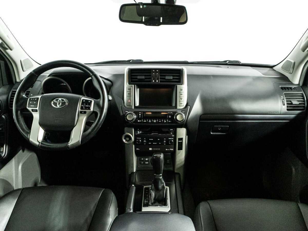 Toyota Land Cruiser Prado, 2012 Фото №12