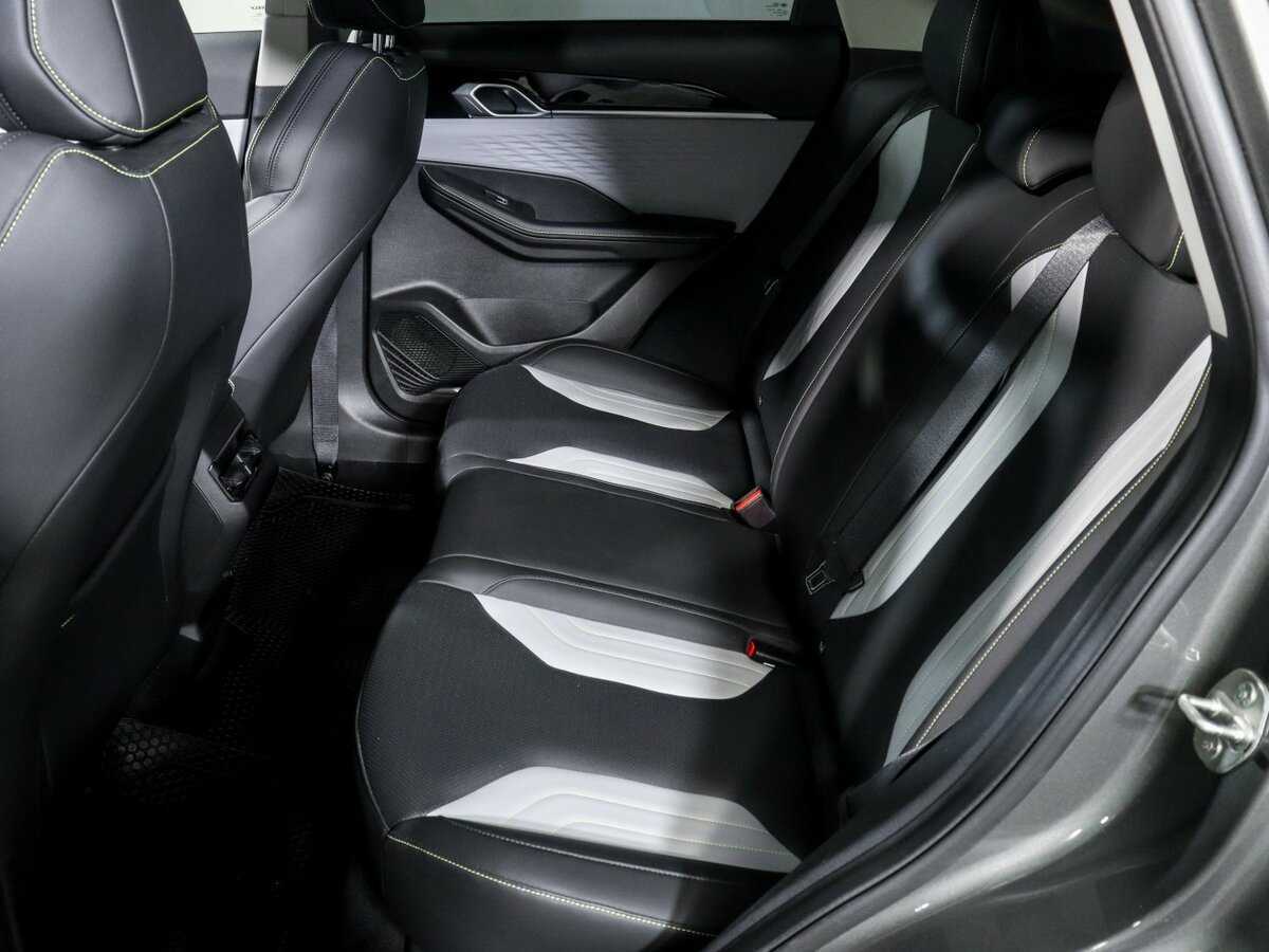 Geely Coolray, 2023 Фото №10