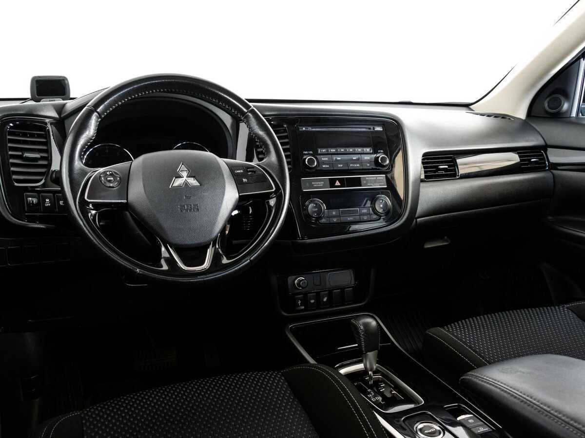 Mitsubishi Outlander, 2018 Фото №9