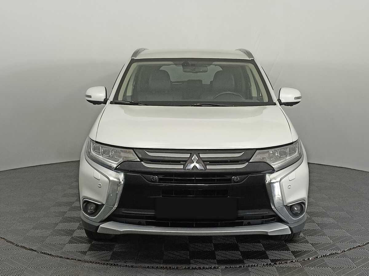 Mitsubishi Outlander, 2017 - 188 467 км. | Фото №2