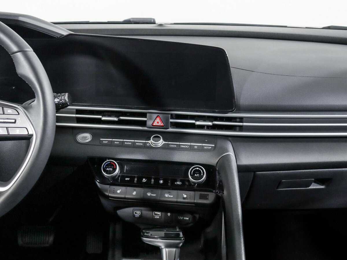 Hyundai Elantra, 2023 Фото №10