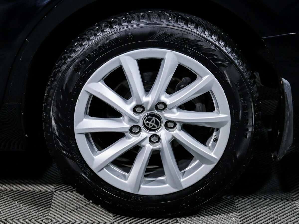 Toyota Camry, 2021 Фото №15