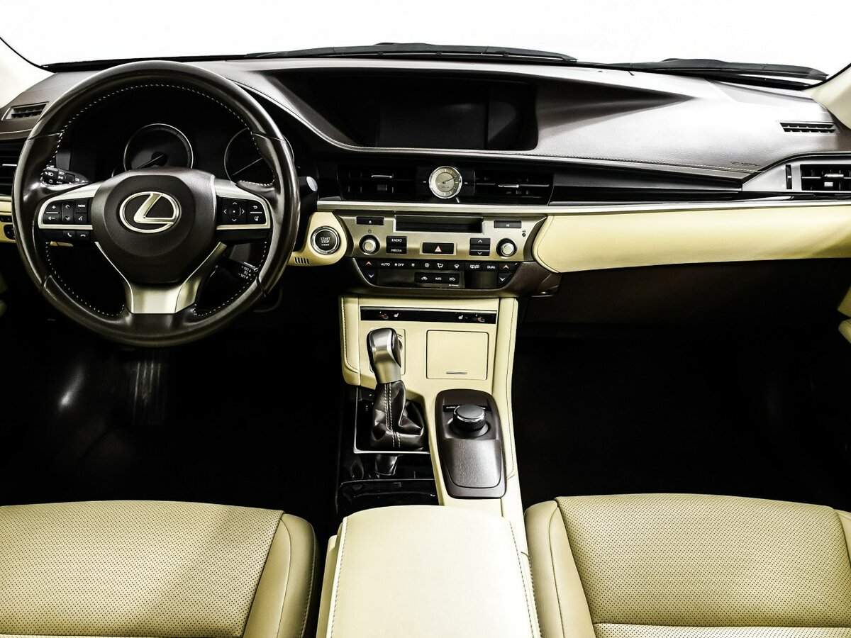 Lexus ES 200, 2016 Фото №11