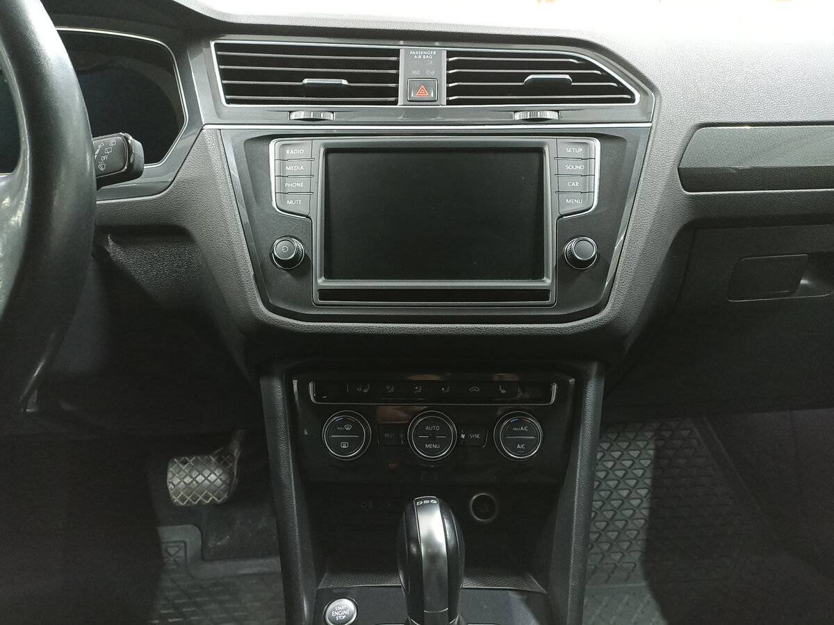Volkswagen Tiguan, 2017 Фото №15