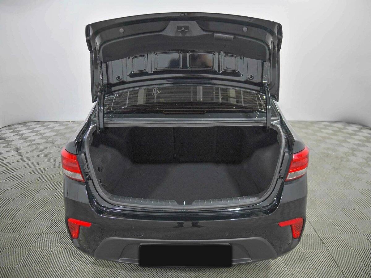 Kia Rio, 2018 Фото №18