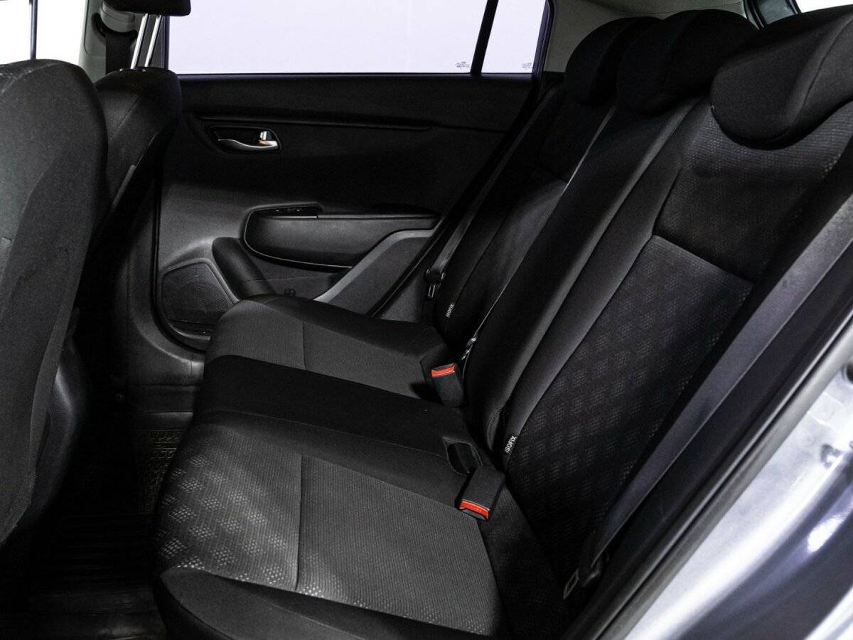 Kia Rio X-Line, 2018 Фото №10