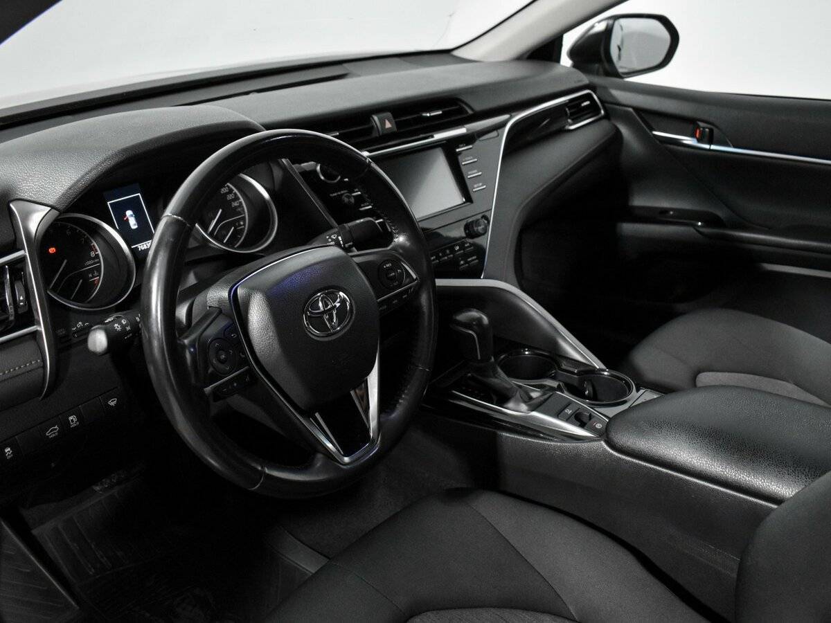 Toyota Camry, 2019 - 76 836 км. | Фото №7