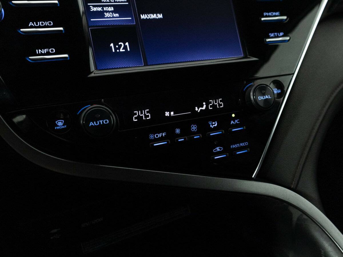 Toyota Camry, 2020 Фото №18