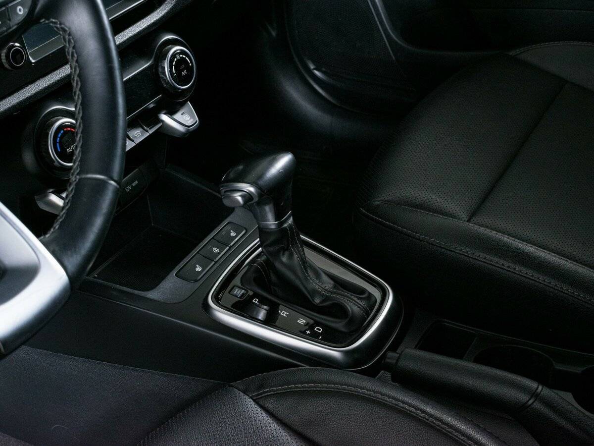 Kia Rio X-Line, 2019 Фото №14