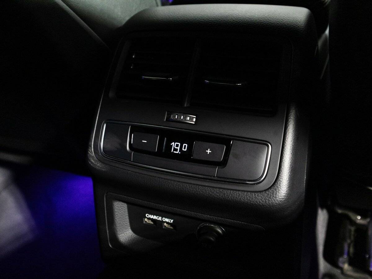 Audi A4, 2019 Фото №22