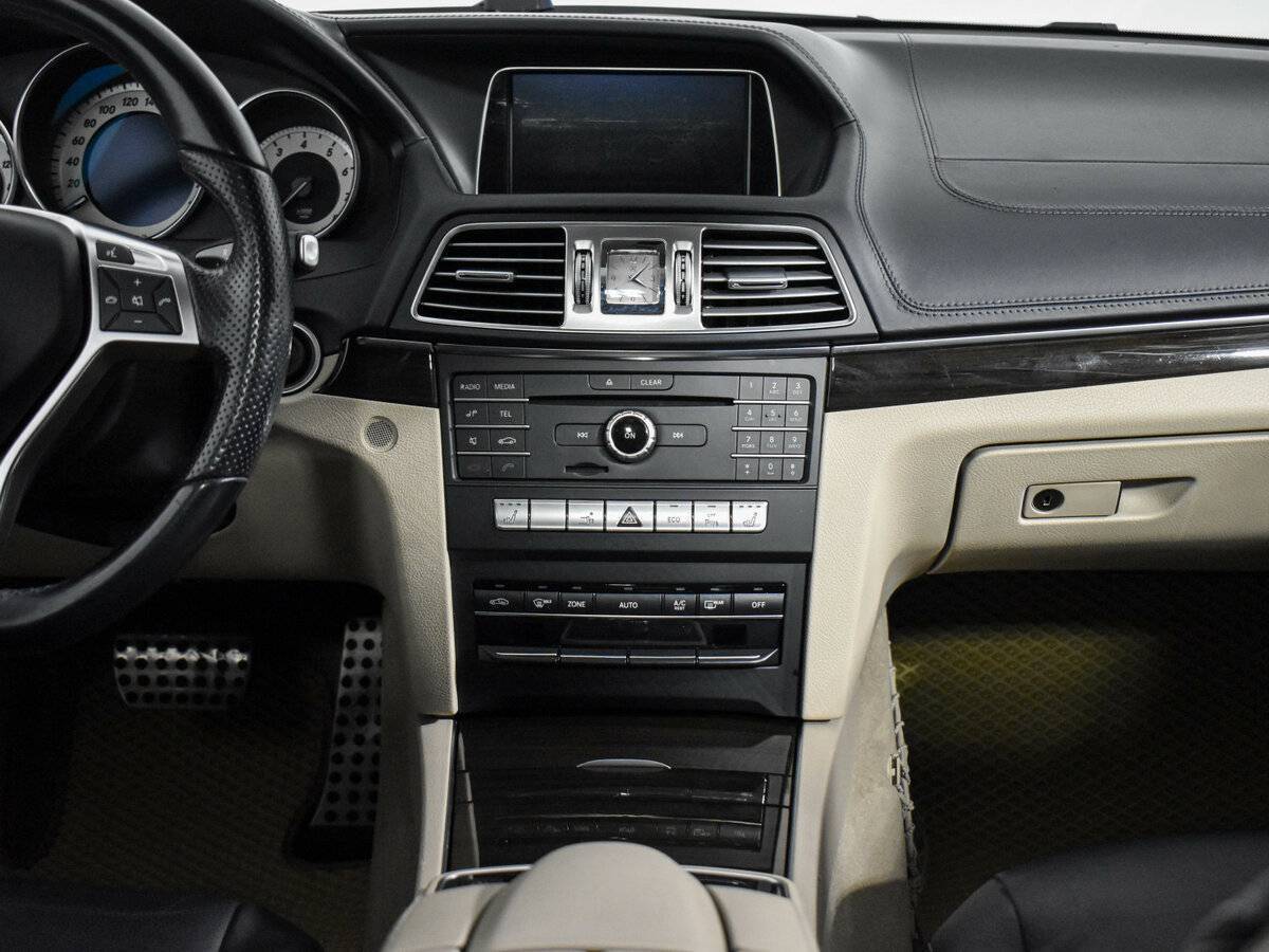 Mercedes-Benz E-Класс 250, 2015 Фото №15