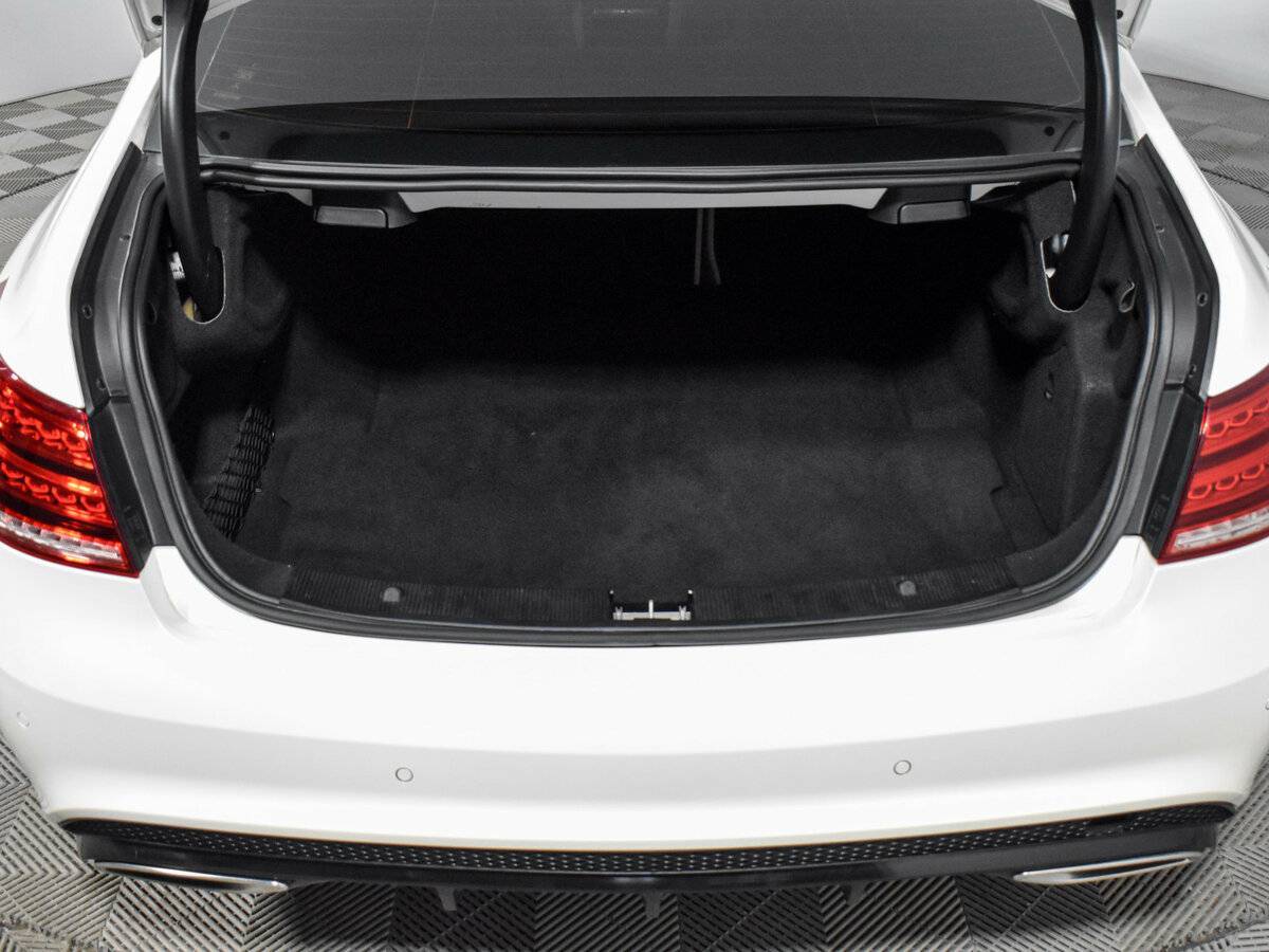 Mercedes-Benz E-Класс 250, 2015 Фото №23