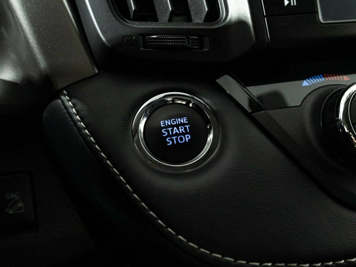 Toyota RAV4, 2019 Фото №21