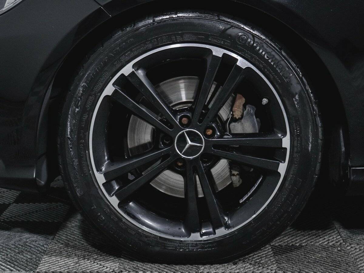 Mercedes-Benz E-Класс 300, 2014 Фото №15