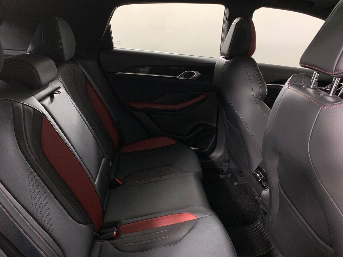 Geely Coolray, 2023 Фото №17