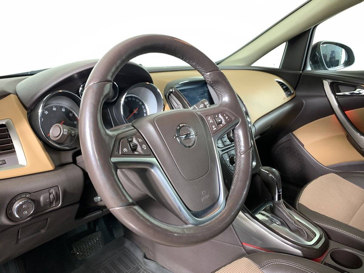 Opel Astra, 2013 Фото №10