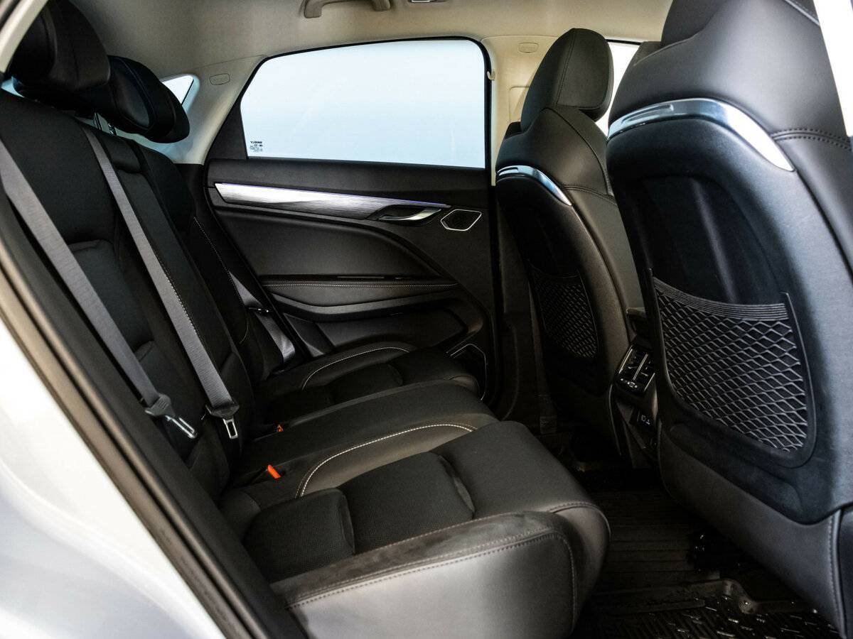 Geely Tugella, 2021 Фото №17