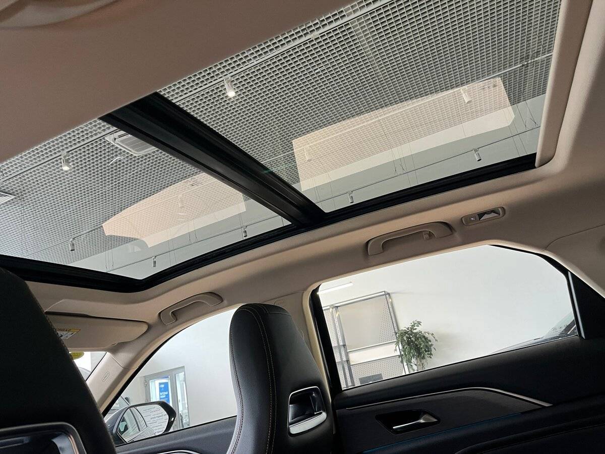 FAW Bestune T77, 2022 Фото №20