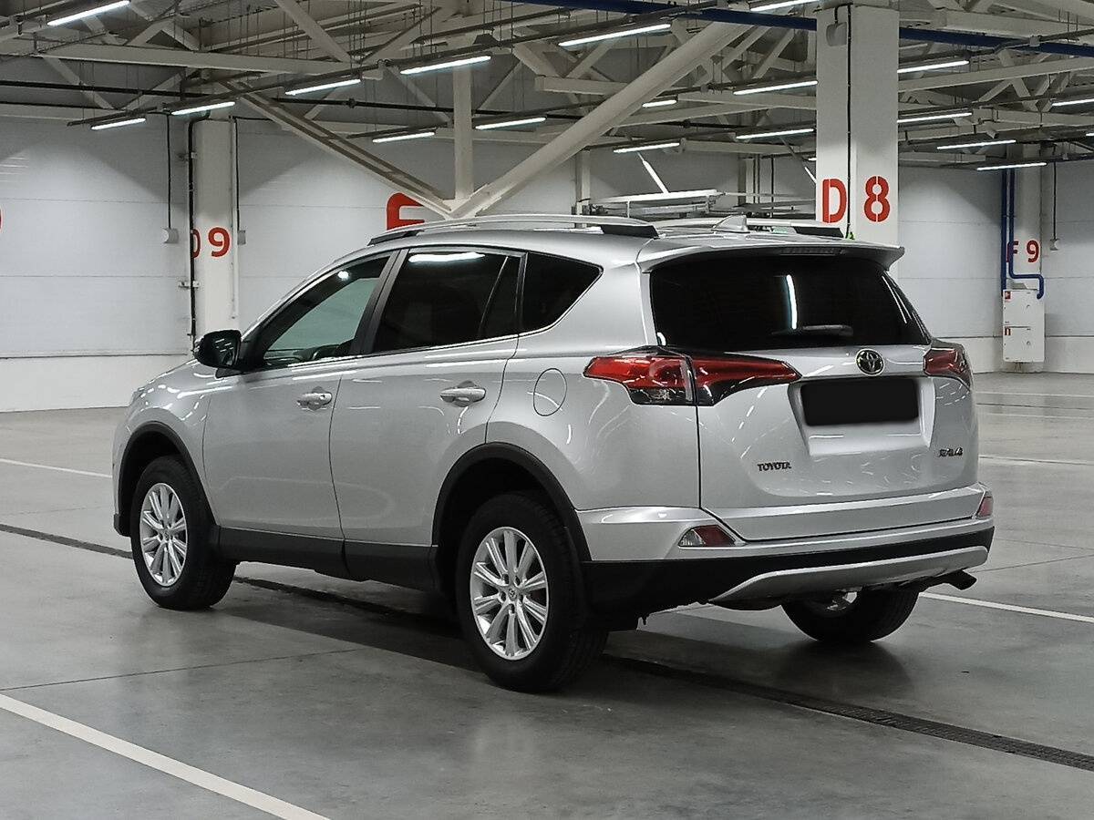 Toyota RAV4, 2019 - 123 502 км. | Фото №7