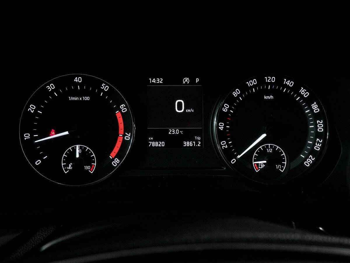 Skoda Octavia, 2021 Фото №11