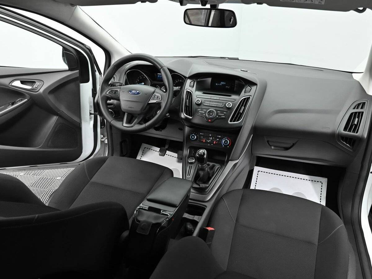 Ford Focus, 2016 Фото №11