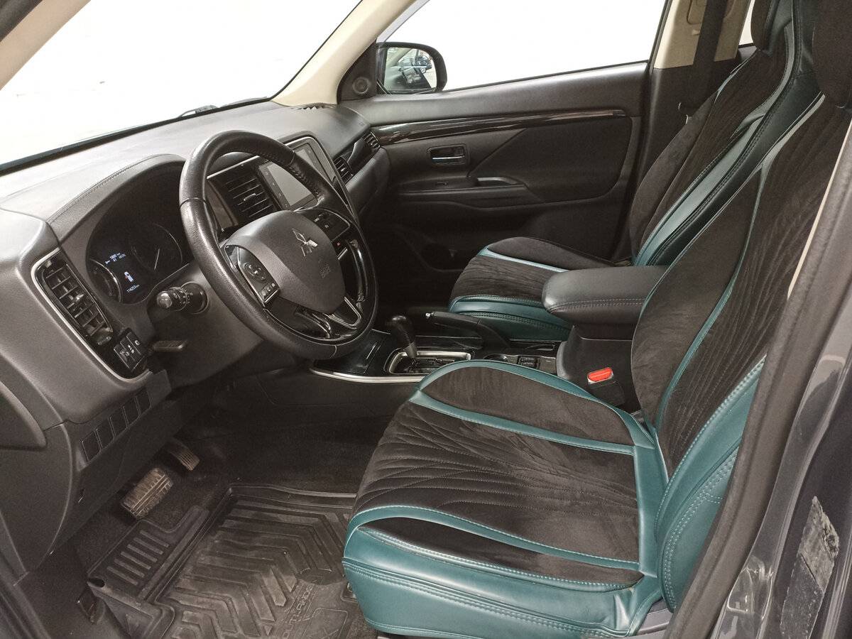 Mitsubishi Outlander, 2020 Фото №16