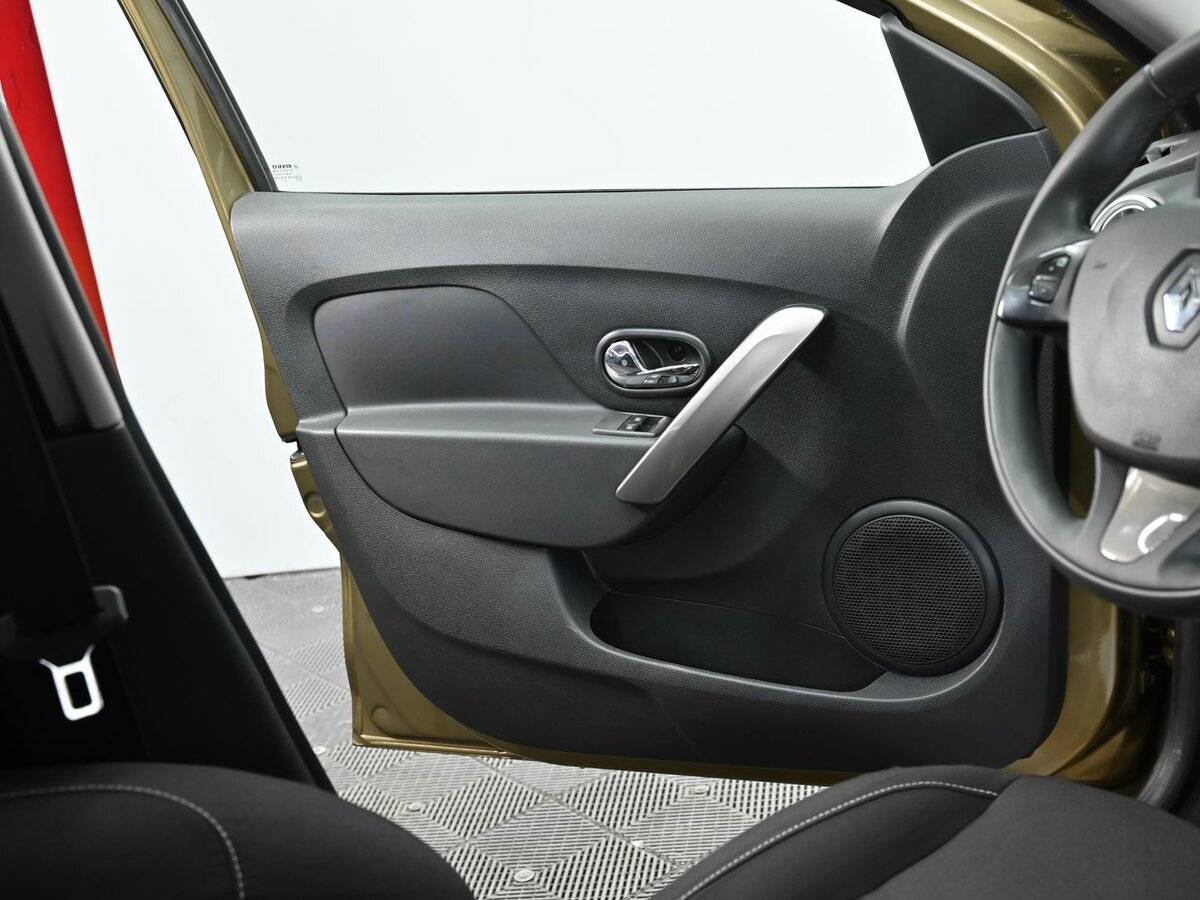 Renault Sandero, 2016 - 133 000 км. | Фото №7